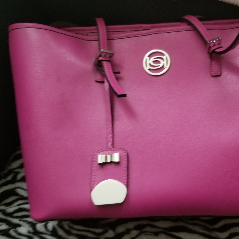 bebe 100% leather fuchsia handbag
